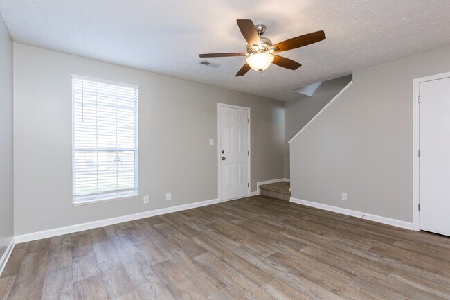 Foto del edificio - Dunbar Townhomes