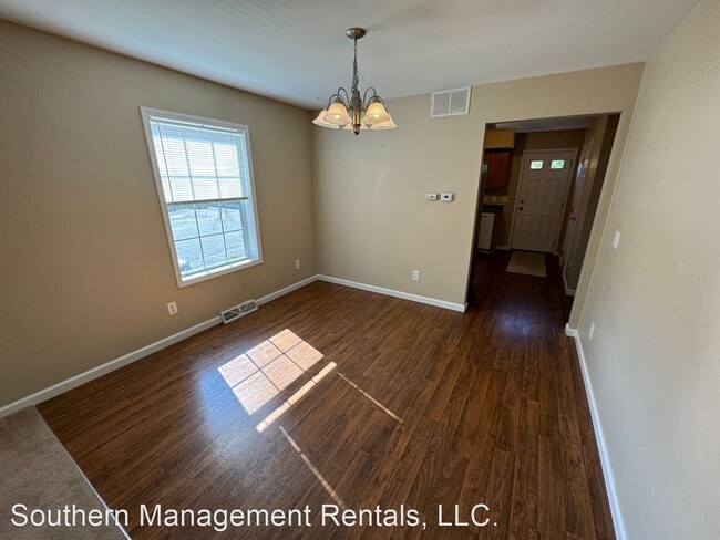 Foto del edificio - 2 br, 1.5 bath House - 48 N Main St. unit A