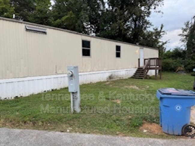Building Photo - 1104 Columbia Ave