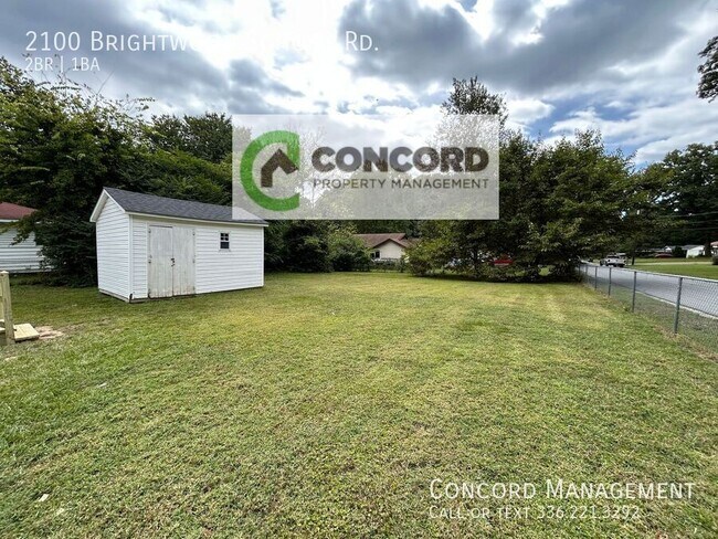 Building Photo - 2100 Brightwood School Rd