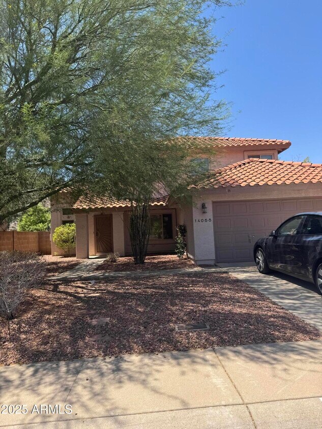 Foto principal - 14068 S 39th St