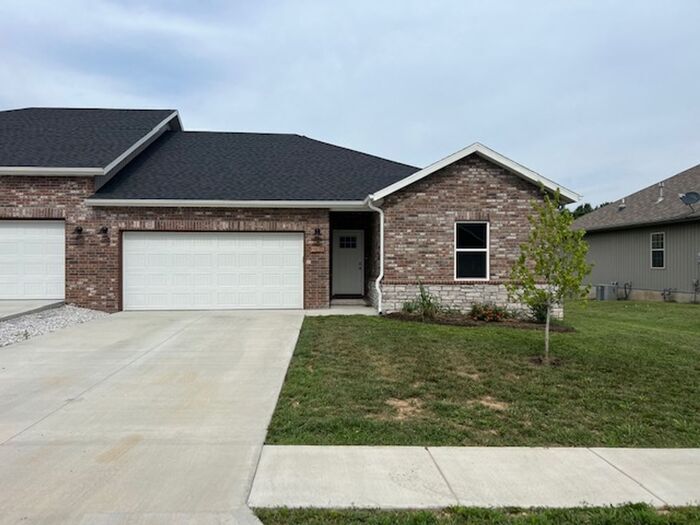 Foto principal - Beautiful duplexes in Ozark these are a mu...