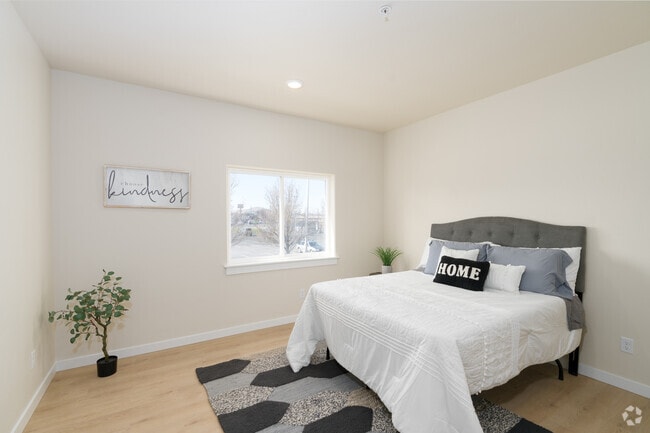 2BR, 2BA - 905SF - Bedroom - Clearwater Lofts LLC