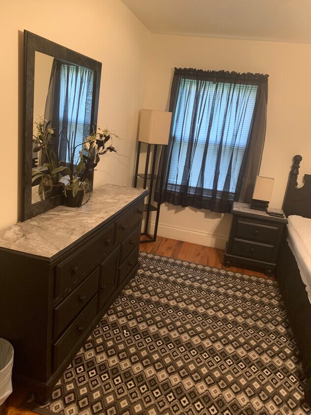 2861 Headland Dr, East Point, GA 30344 House Rental in East Point, GA