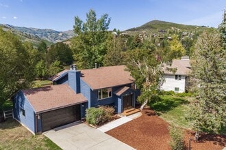 Building Photo - 2833 Hackney Ct