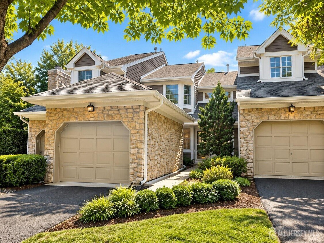 Foto del edificio - 51 Briarwood Ct