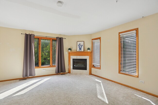 Foto del edificio - 17727 Mayher Dr