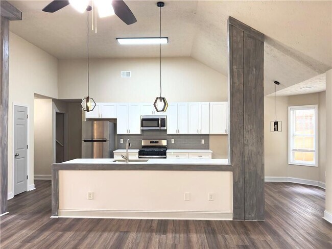 Foto del edificio - 3035 Baymount Dr