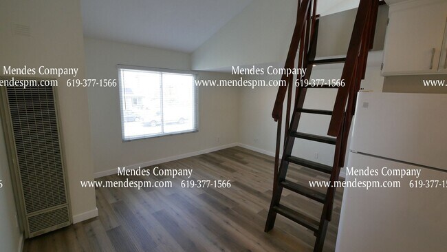 Building Photo - Fantastic Studio Located in the Heart of U...