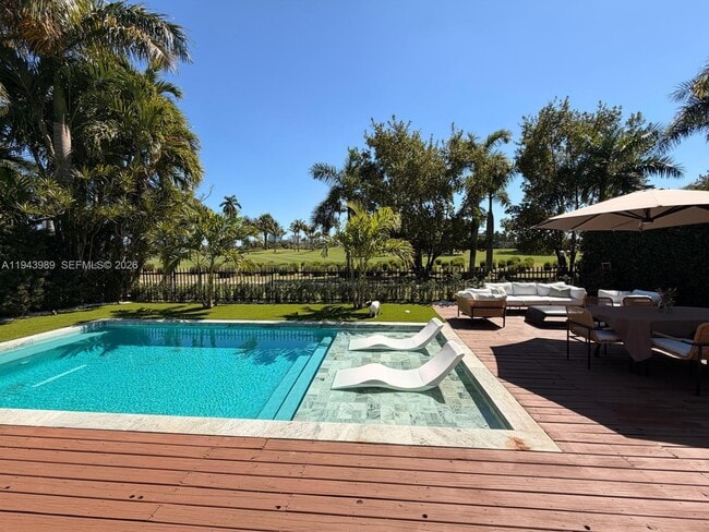 Foto del edificio - 5911 Alton Rd