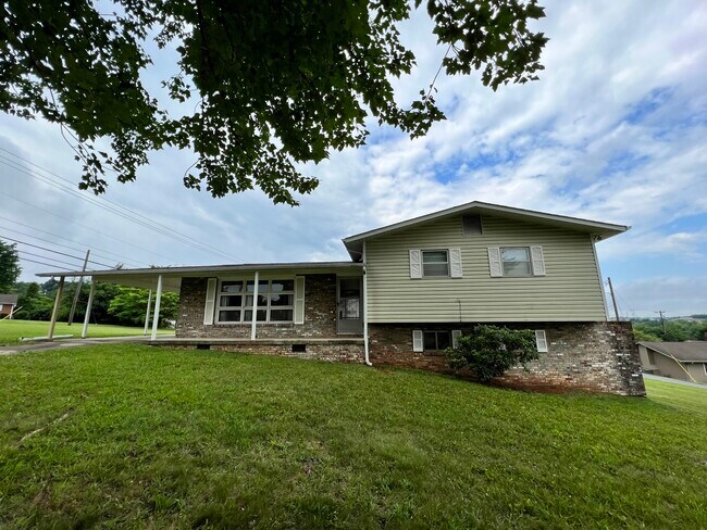 Foto del edificio - 101 Londonderry Rd