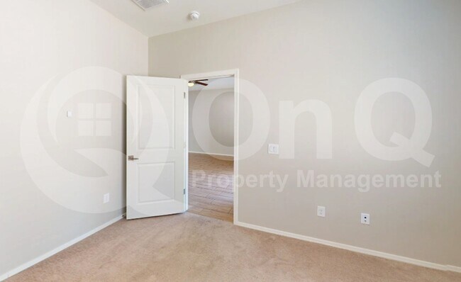 Foto del edificio - 7075 Vuelta Aguarachay