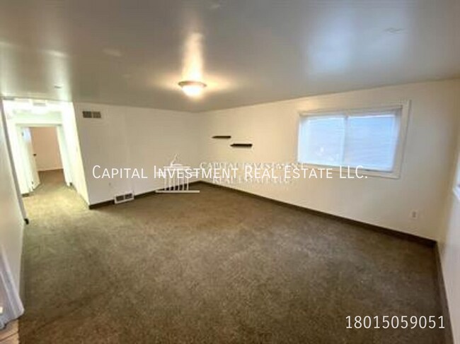 Building Photo - 1350 Downington Ave S