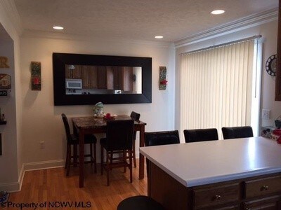 Foto principal - 101 Five Forks Dr
