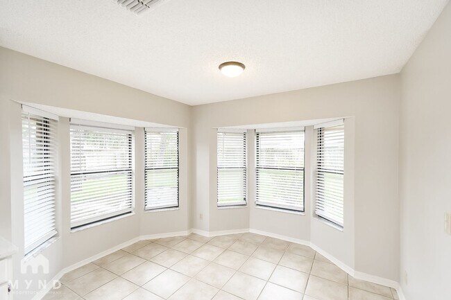 Building Photo - 3009 Nautilus Rd