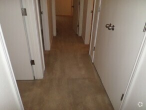 Building Photo - 1310 Chips Dr