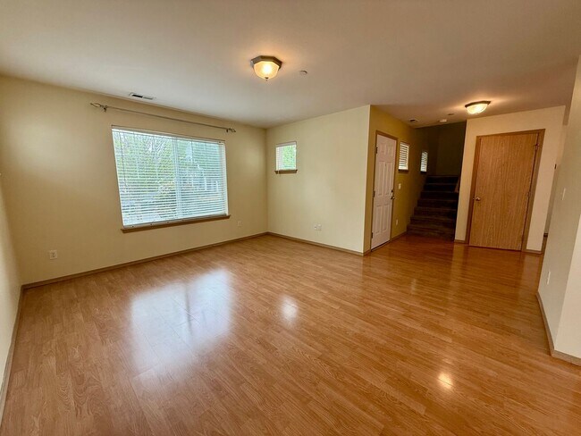 Foto del edificio - 3 Bed DuPont Home for Rent