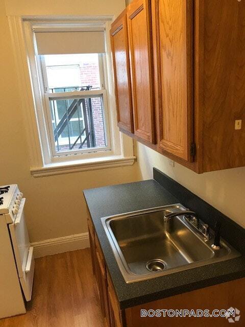 Building Photo - 1191 Boylston St