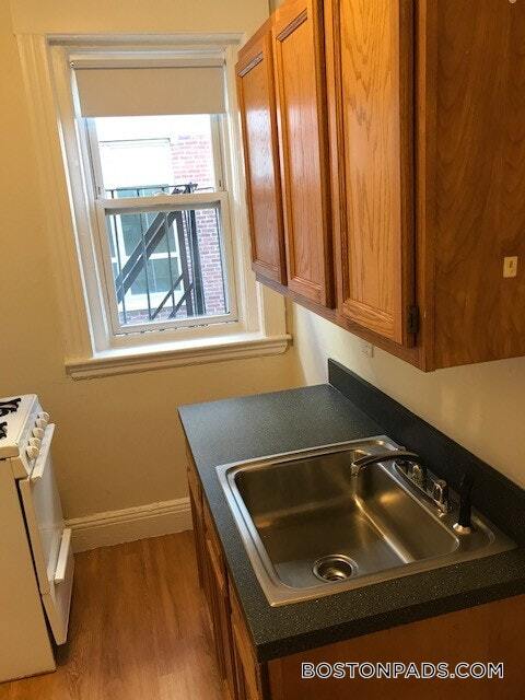 Primary Photo - 1191 Boylston St