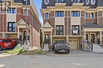 Building Photo - 31 Marret Ln