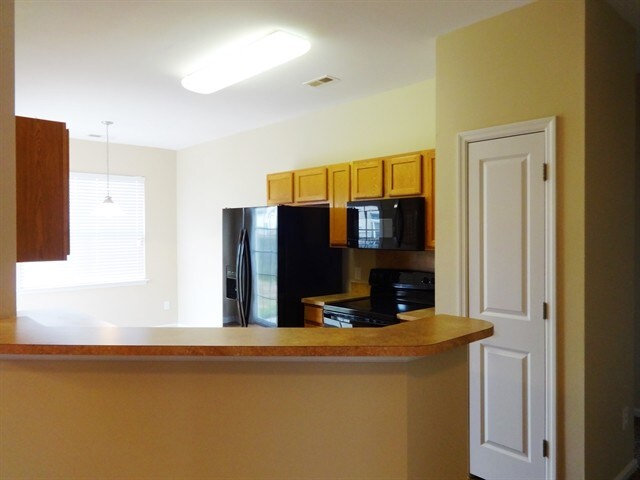 Foto del edificio - 578 English Oak Cir