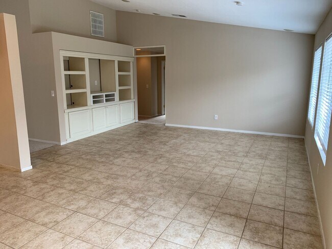 Foto del edificio - Beautiful Single Story 3 Bedroom, 2 Bath B...