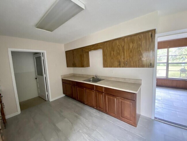 Building Photo - 9591 W Pimpernel Lane