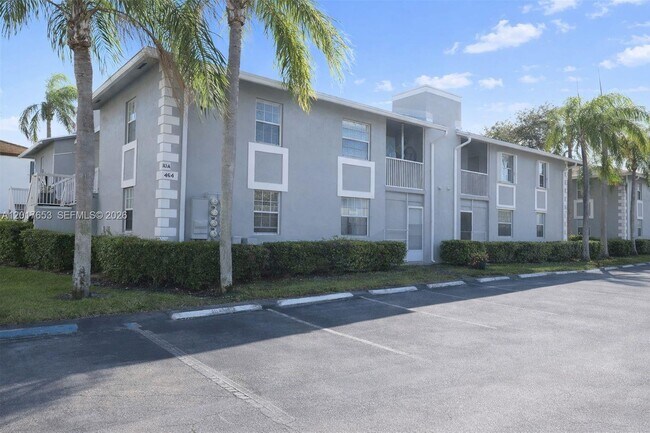 Building Photo - 464 NE 210th Cir Terrace