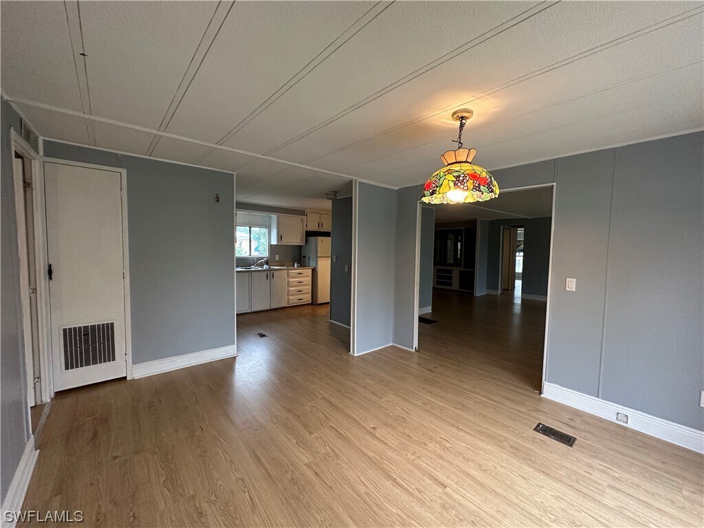 Building Photo - 8406 Sevigny Dr
