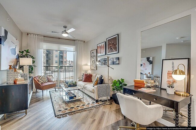 Foto del edificio - 311 Watson Br Ln