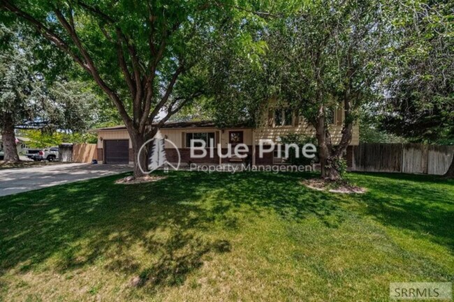 Foto del edificio - 648 Buckboard Ln