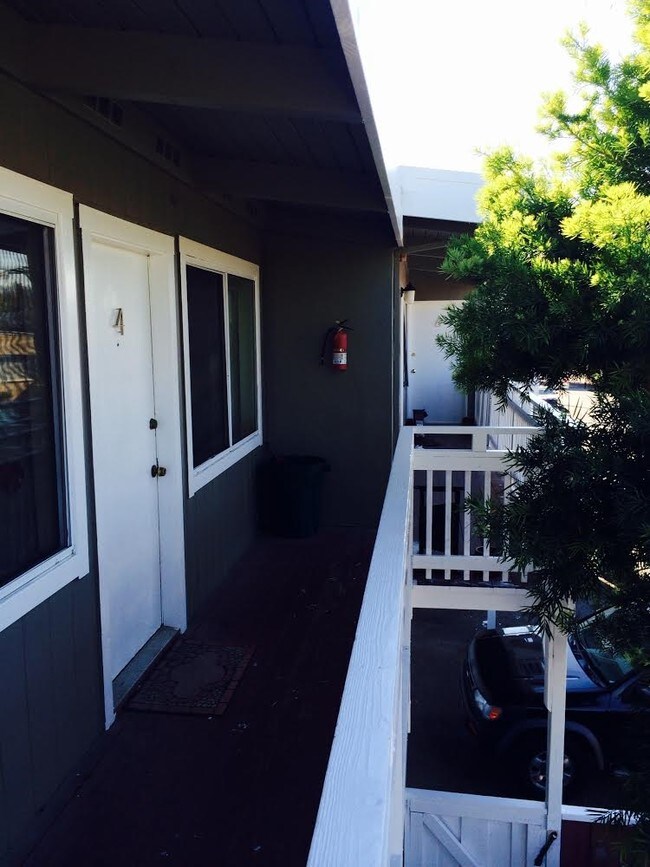 Foto del edificio - 430 Monte Diablo Ave