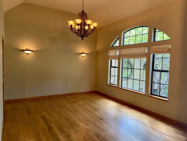 Building Photo - 4 br, 3 bath House - 4531 Rigel Court