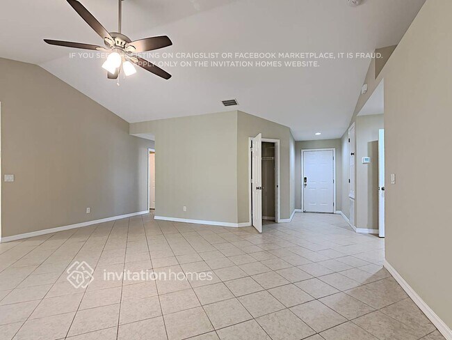 Building Photo - 96 Purus St