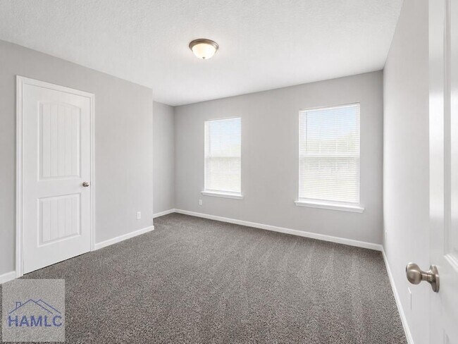 Foto del edificio - 151 Whippoorwill Wy NE