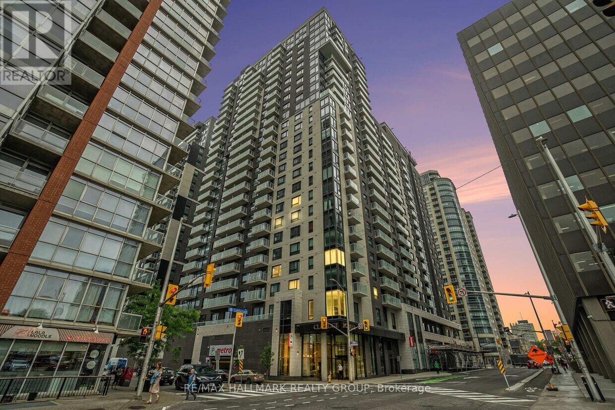 Photo principale - 180-180 George St