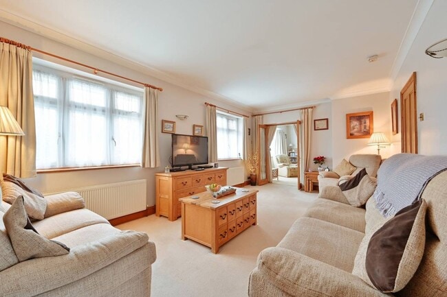 Foto del edificio - 6408 Berwickshire Way