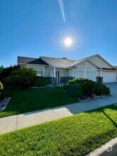 Building Photo - 1910 Sunnysprings Dr