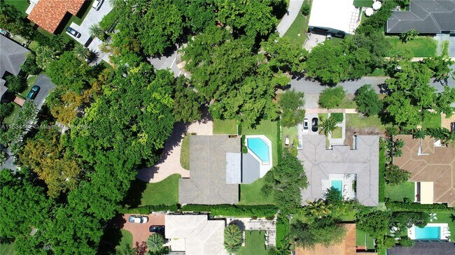 Building Photo - 7450 Old Cutler Rd