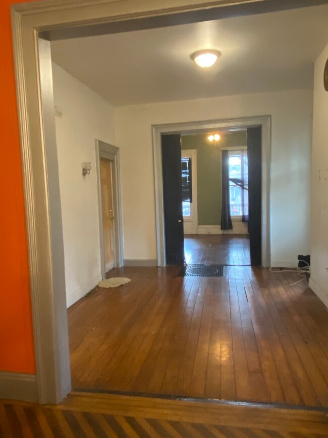 Building Photo - 26 Park Pl