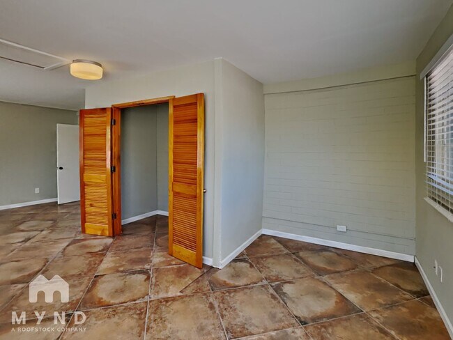 Foto del edificio - 5302 E Peach St