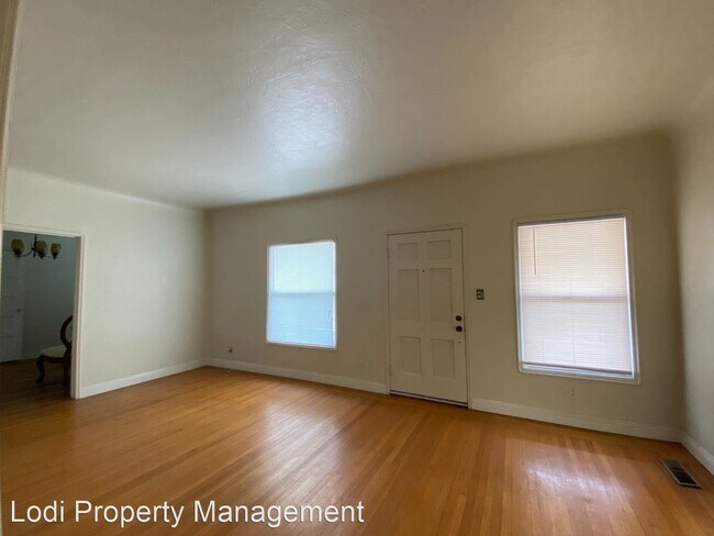 Building Photo - 3 br, 2 bath House - 345 Taylor Road