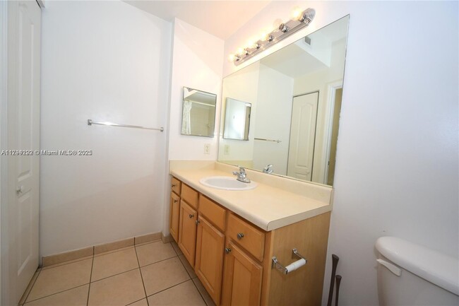 Building Photo - 6001 SW 70th St