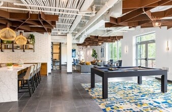 Resident Lounge - Terrain on the Parkway