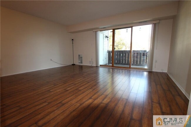 Building Photo - 2315 Aspen Dr