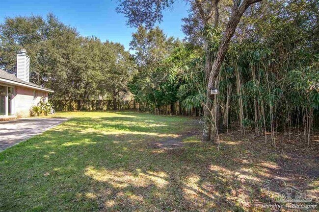 Building Photo - 1636 Woodlawn Way