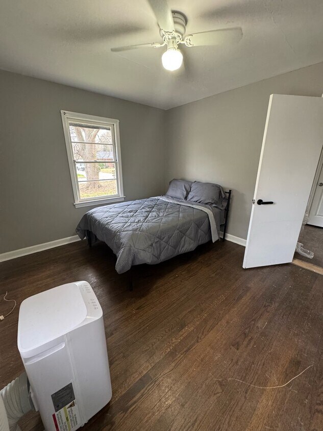 Foto del edificio - 2804 Long Way