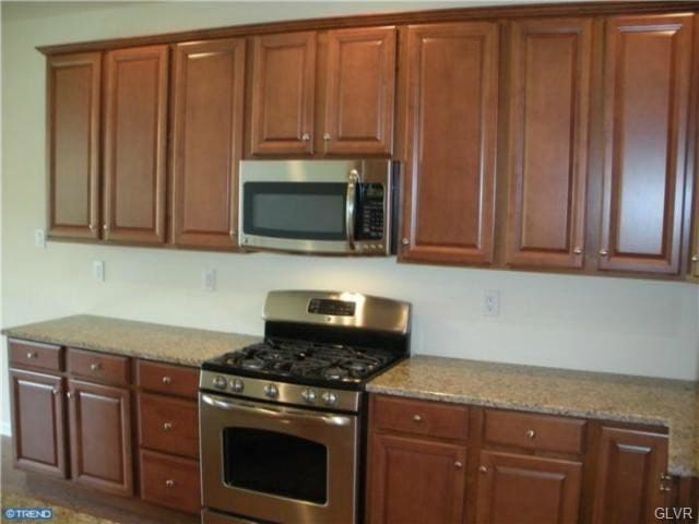 Foto del edificio - 6162 Valley Forge Dr