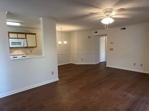 Building Photo - 701 Coventry Ln