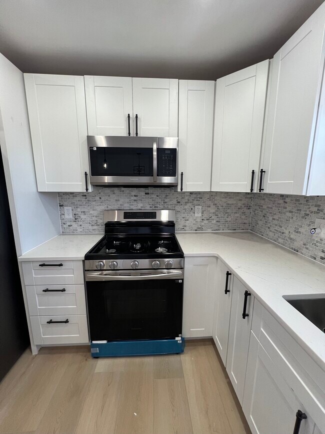 Foto del edificio - 222 Freida St